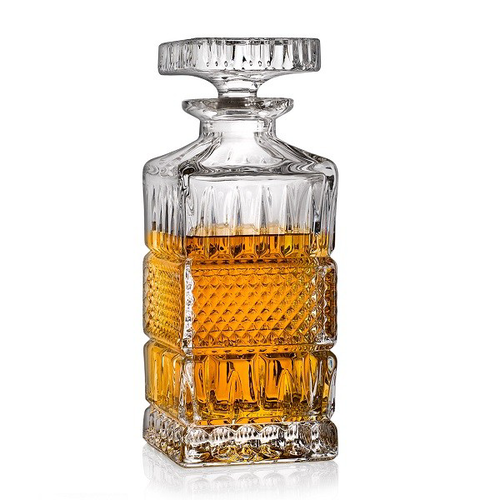 Crystal Bohemia Skleněná karafa na whisky Brittany 0,7 l
